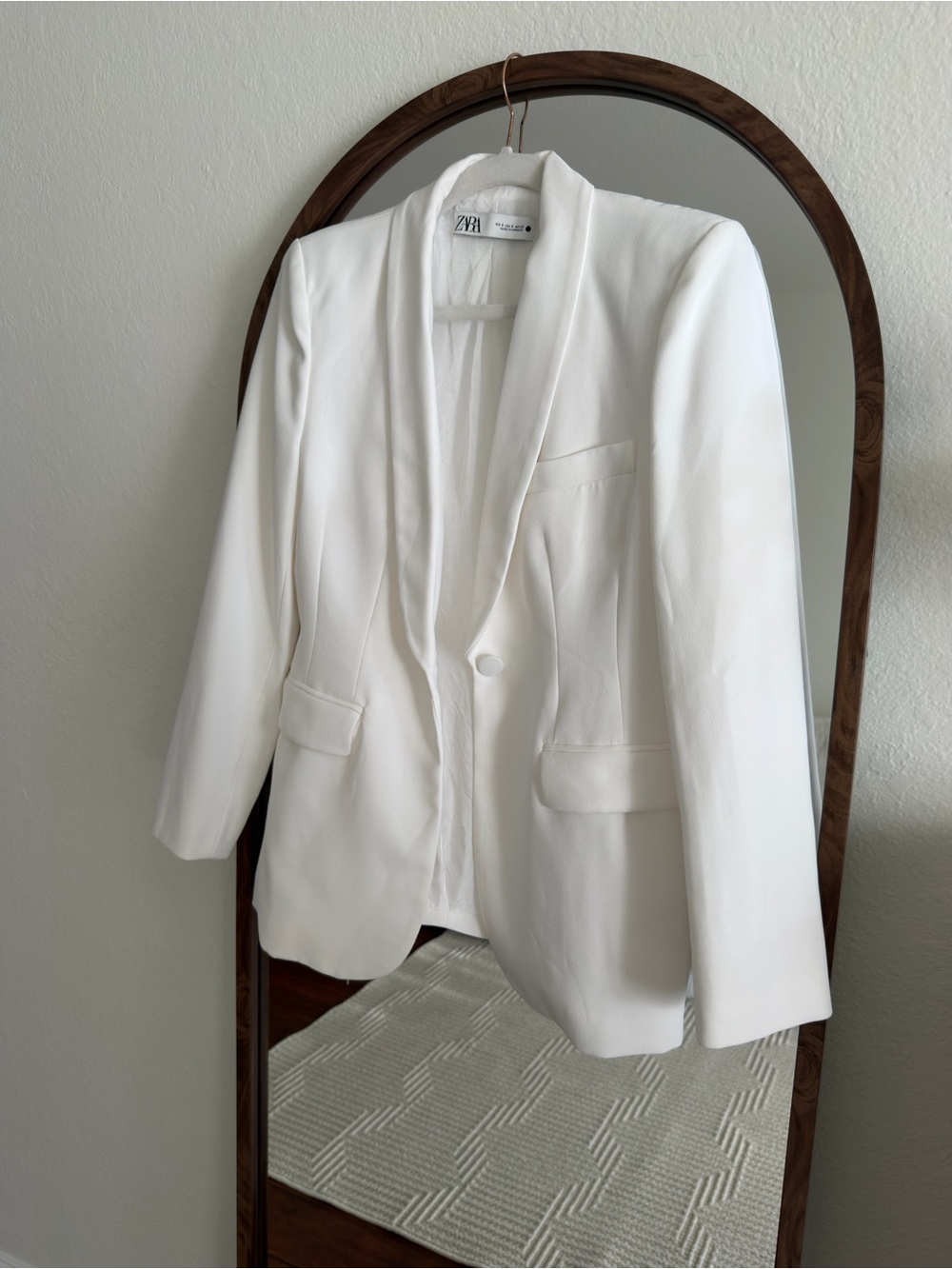 Zara White Shawl-Collar Blazer